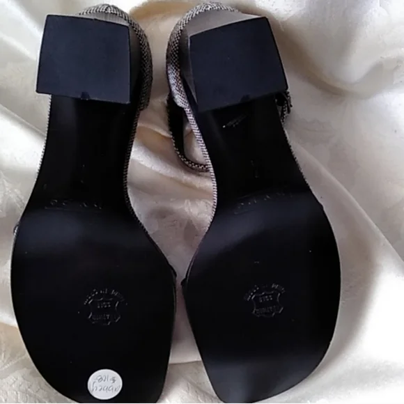 Hype Tweed Shoes Chunky Flared Heels Square Toe 7M - Picture 8 of 8